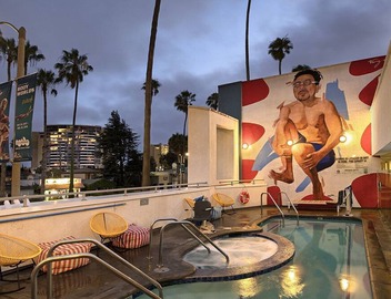 Minutes Away from The Venice Beach Drum Circle! Heated Outdoor Pool, Bike Rental 4