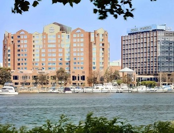 A Place You'll Surely Enjoy! w/Pool, Near LEGOLAND Discovery Center Boston 4