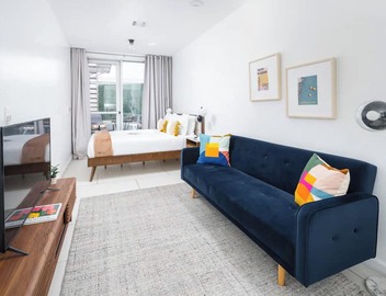 Chic Midtown Studio with Patio #203 5