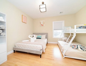 Family-Friendly 3BR Apt - Easy Downtown Boston Accesss - near Franklin Park 603 5