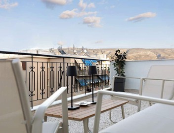 Athens Koukaki Penthouse, Acropolis view, large veranda 2