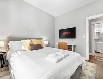 LUX 4BR with Free Parking,7 Min Walk to Green Line,Boston+Harvard+MIT 3