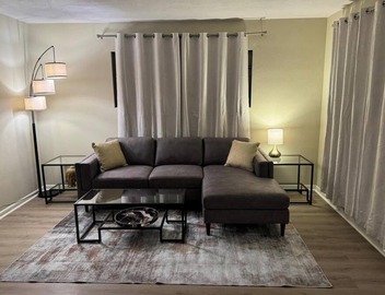 Vintage 2 Bedroom Condo Lake Eola View 5