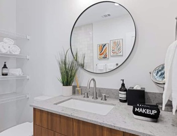 Cozy 1-bedroom condo, fitness room in brilliant Atlanta-Ponce City Market Area 5