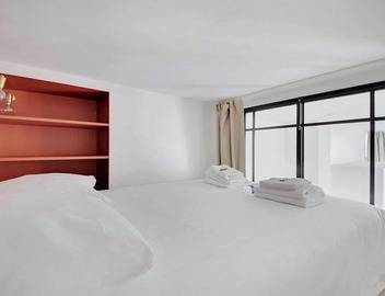 Charming apartment - 2BR/4P - Rochechouart 2