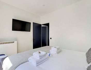 Magnificent 2BD/4P apartment - Eiffel Tower 2