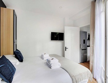 Magnificent 2BD/4P apartment - Eiffel Tower 4