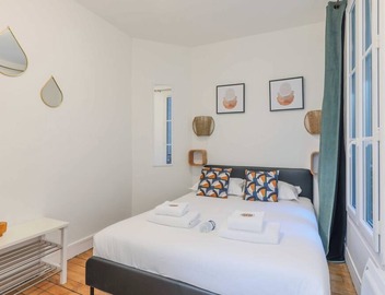 Parisian getaway in the City of Light! 2
