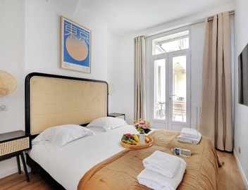 Spacious apartment with 2 rooms 3