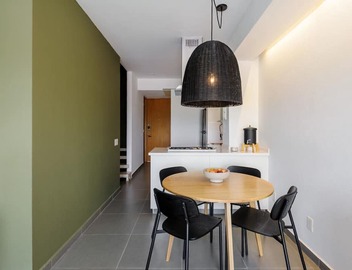 Modern 2BR Duplex, with balcony. 3