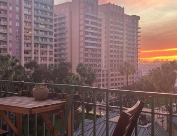 Luxe Suite one bedroom condo with free parking, balcony and partial ocean view. 2