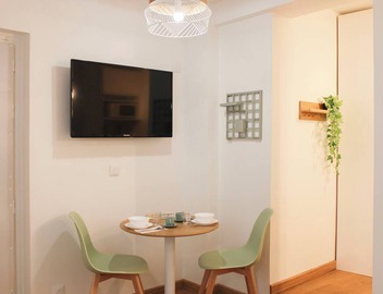 Charming studio in the heart of Paris 14 2