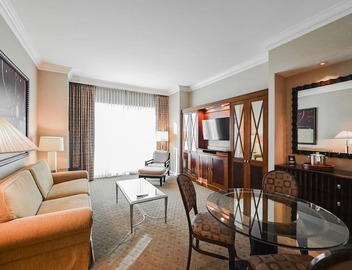 SVS: 2BD Suite | SPHERE & Strip Views | Private Balcony | Signature at MGM 5