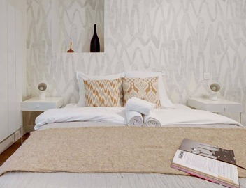 3BR Golden Triangle – 300m from Champs-Élysées 5