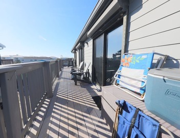 Pet Friendly 2 Bed w/Loft- Short Walk to Beach. Free Daily Activities! 4