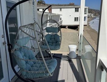 Malibu Beach Paradise Apartments 3
