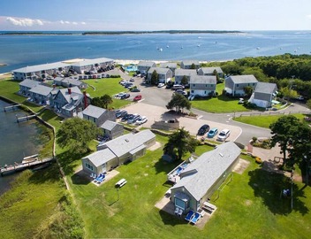 1 Bedroom 1.5 Bath Townhouse, Green Harbor Resort, Canoe Rentals, Sun Umbrellas 5
