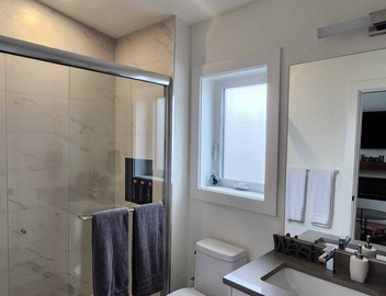 Modern 2BR Whole Home in Vancouver | Near Airport & Downtown 5