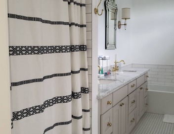 Beautiful & Spacious Apartment in Uptown with Wi-Fi, AC, Hulu 4