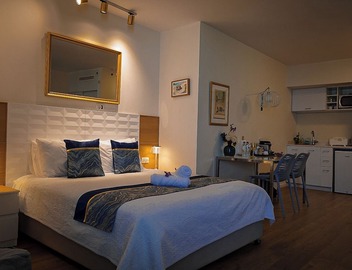 Amano Sewview Suit - Spacious sea-view suite with balcony 5