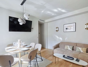 Charming 2BDR AC Le Marais Centre de Paris 5