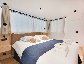 Elegant apartment with 2 rooms 2