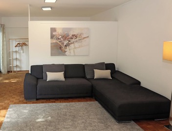 Munich center just a 10-minute subway ride away: 130 m², 4 bedrooms, 2 bathrooms 3