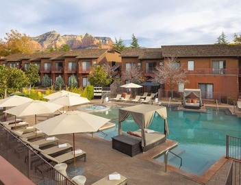 Two Relaxing Rooms Ready For Family Nature Trip | Infinity Pool, Free Parking 5