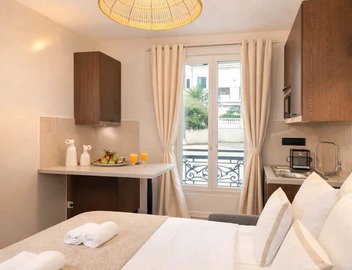Splendid apartment near Bercy 2