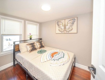 Romantic 2BR Quincy Retreat Pet-Friendly Wollaston Beach & Red Line 74R 3