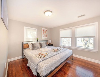 Romantic 2BR Quincy Retreat Pet-Friendly Wollaston Beach & Red Line 74R 2