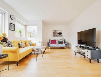 2BR/2Bath Parking Ideal for Contractors & Long Stays 3