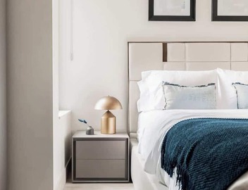 Chic King Suite | Balcony | Downtown View | Tesoro 4