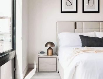 Chic King Suite | Balcony | Downtown View | Tesoro 4