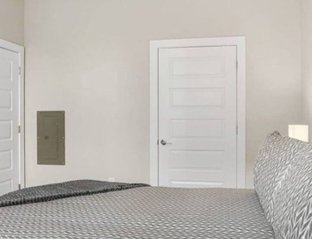 Reluxme | City Center 2BR Highrise w/King Beds 4