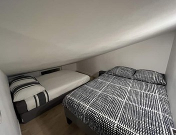 Rental-Classic-Ensuite with Shower-Garden view-Chez Polo 2