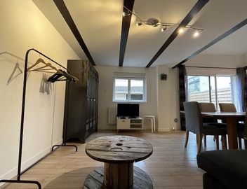 Rental-Classic-Ensuite with Shower-Garden view-Chez Polo 2