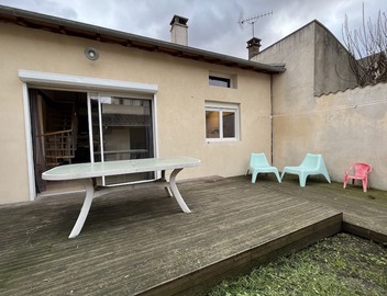 Rental-Classic-Ensuite with Shower-Garden view-Chez Polo 5