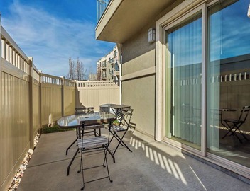 Modern Condo Near Convention Center 2