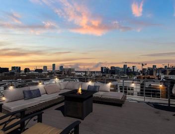 A19 ~ 12 Beds ~ 4 Suites ~ New Listing in The Gulch ~ Garage Parking ~ City Views ~ Fresh and Clean 4