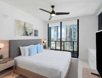 New Unit 26th floor with amazing view Miami2BR/2BA 4