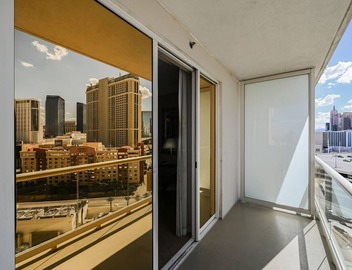 SVS: Strip View Studio | Private Balcony | Pool & Gym | Signature at MGM 5