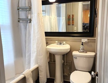 Special! One of VRBO's Most Popular! L@K 1.5 miles to center of Attractions! 2