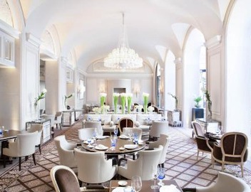 Four Seasons Hotel George V Paris 2