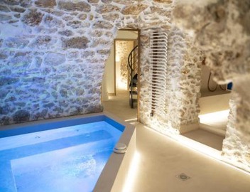 KAZA BELLA - Haut Marais Modern flat with small pool 2