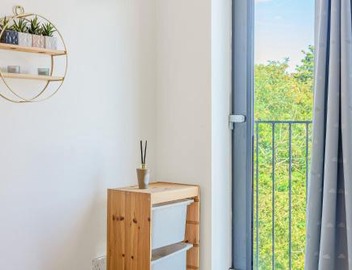 Charming 2 Bedroom Apartment in Central London 2