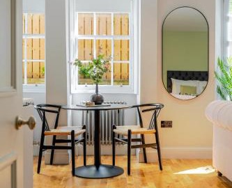 Dragon Suites Luxury Serviced Apartments at Alva Street 2