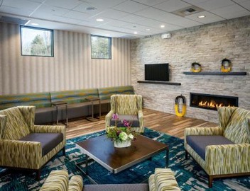 Hampton Inn & Suites by Hilton Seattle/Northgate 5