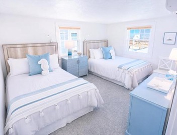 Stunning Bay Views | Beach Access - Deck - Parking 2