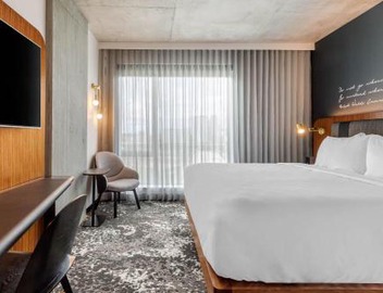 Cambria Hotel Boston Downtown - Seaport 4